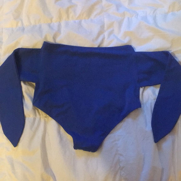 Sold Nwot xs true blue tie front - Picture 2 of 3